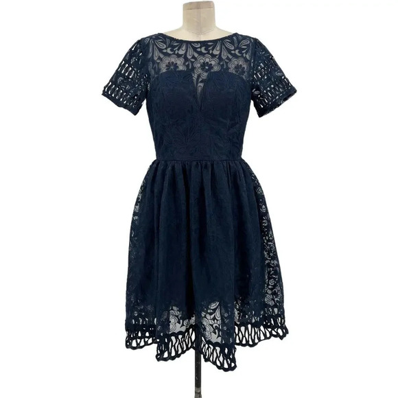 Chi Chi London Sheridan Dress Navy Blue Embroidered‎ Short Sleeve UK 12 US 8 - Picture 2 of 14
